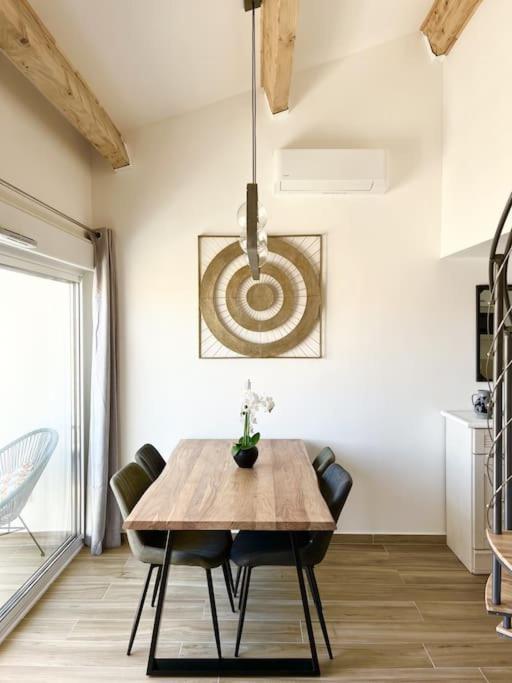 Duplex Centre Ville - 50M De La Plage - Clim - Garage - Netflix Le Grau-du-Roi Eksteriør billede