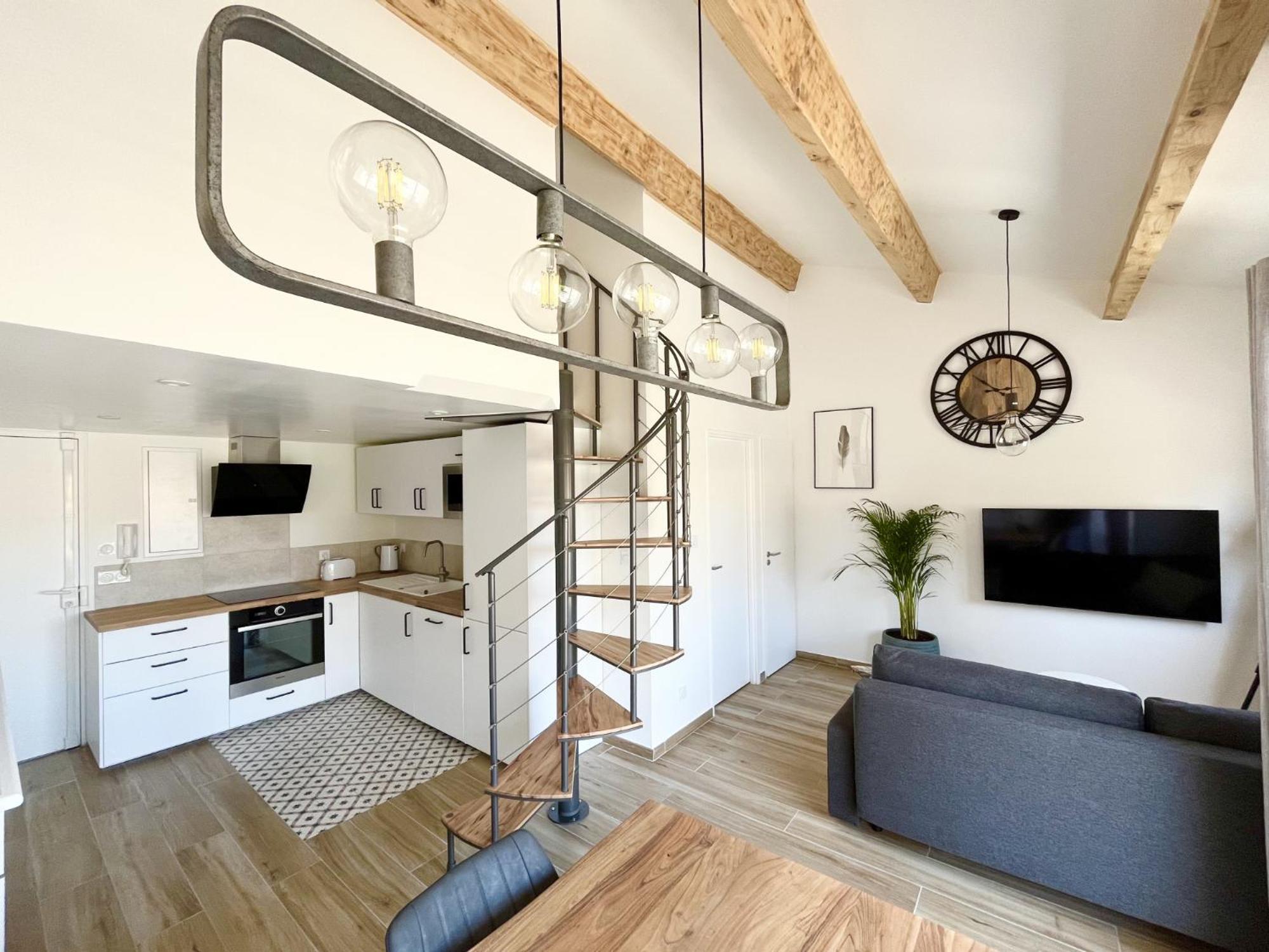 Duplex Centre Ville - 50M De La Plage - Clim - Garage - Netflix Le Grau-du-Roi Værelse billede