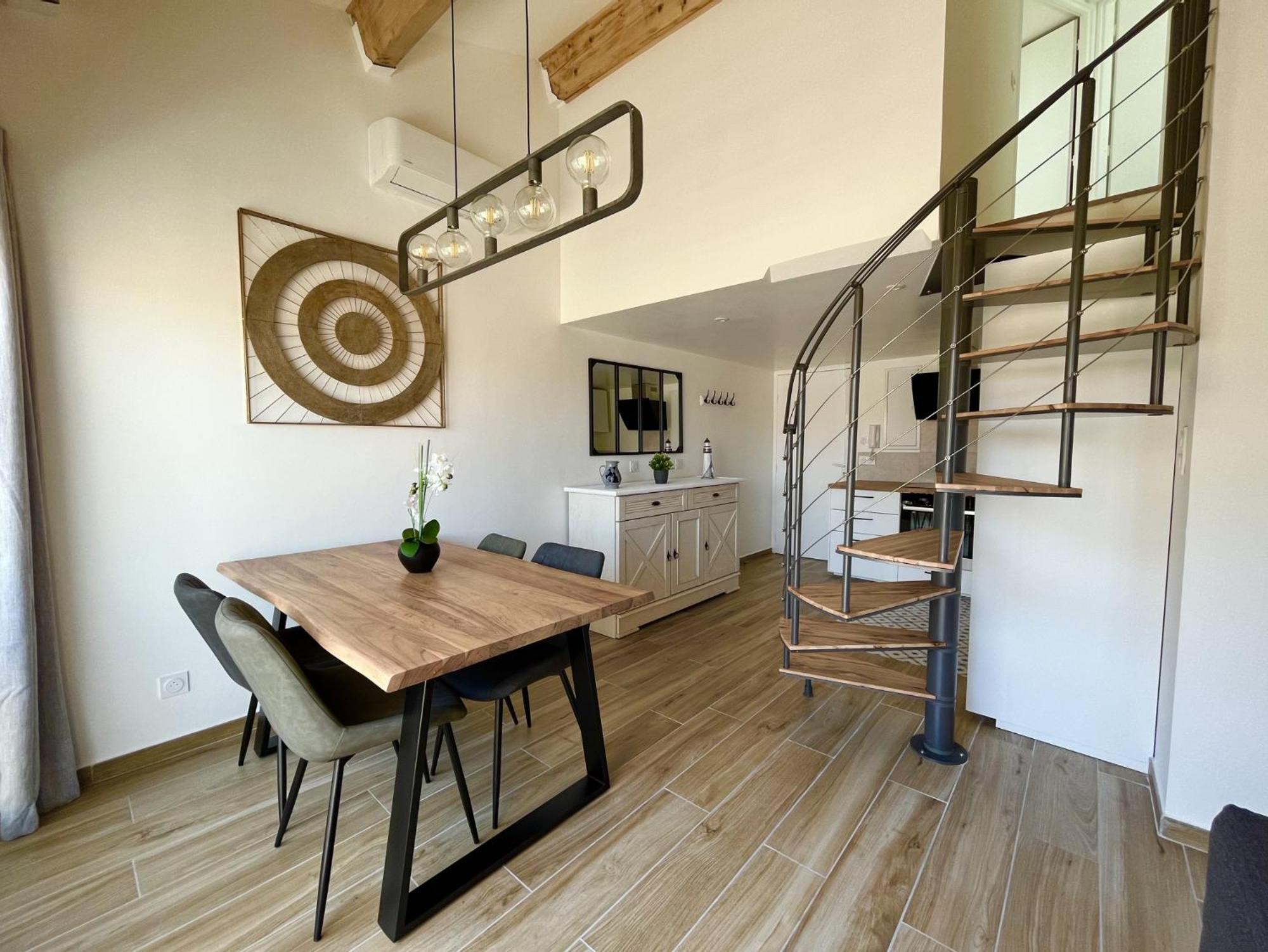 Duplex Centre Ville - 50M De La Plage - Clim - Garage - Netflix Le Grau-du-Roi Værelse billede